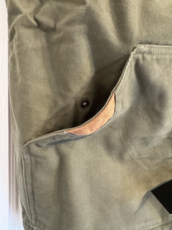 New Men’s Legendary White Tails Vest - Picture 9 of 10